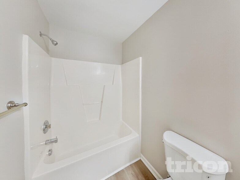 Building Photo - 5820 Bryanstone Pl