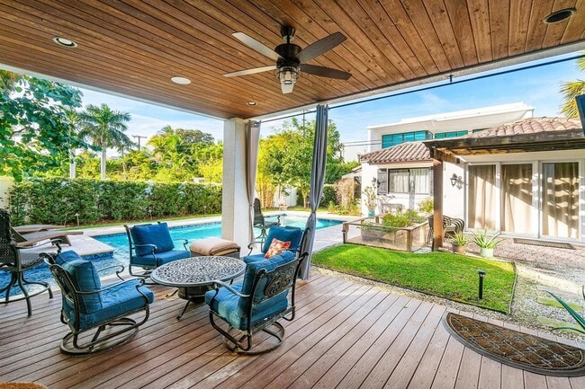 Building Photo - 351 E Boca Raton Rd