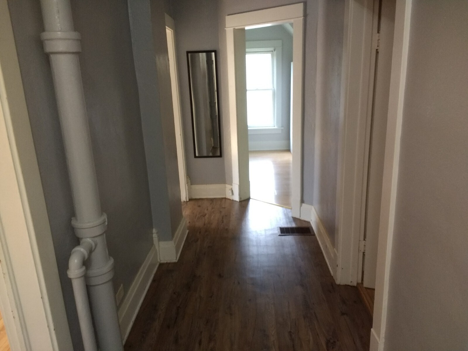 Building Photo - 320 Platt St