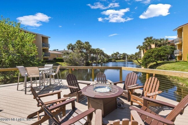 Building Photo - 201 25th Ave S