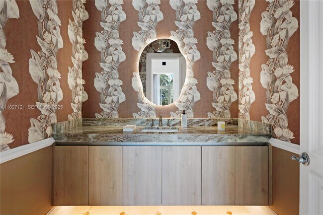 Building Photo - 26 Tahiti Beach Island Rd