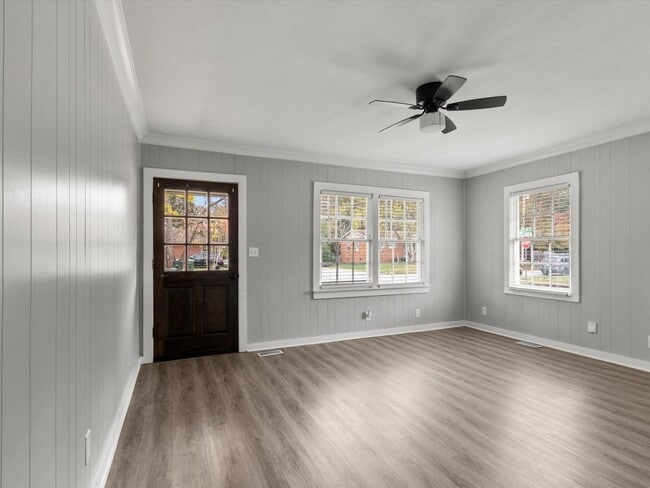 Building Photo - Fully Remodeled Corner-Lot Home Just Minutes from RSA & I-565!