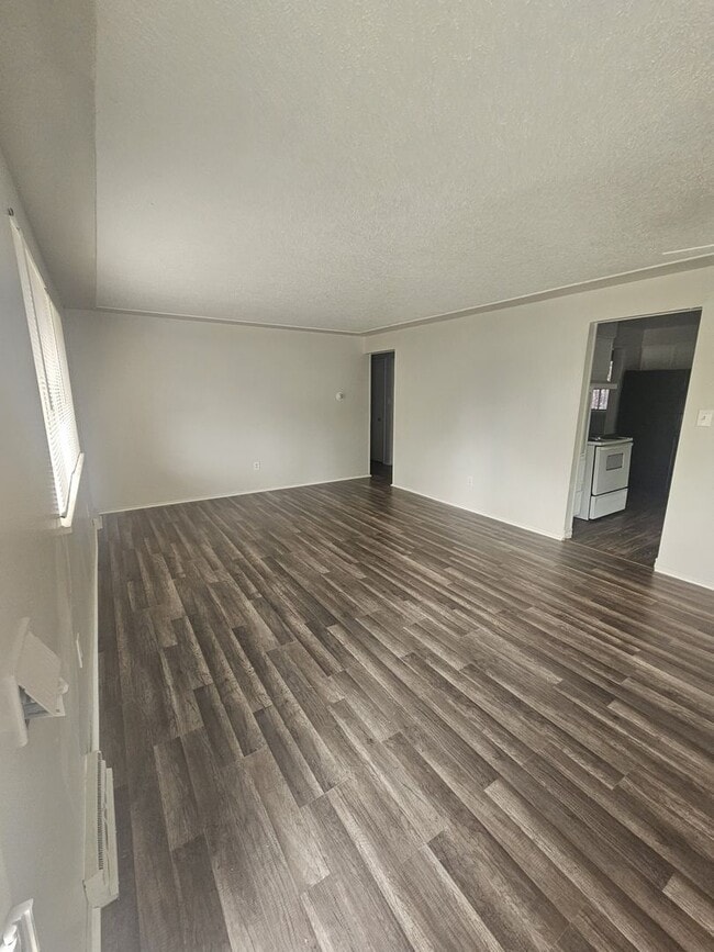 Building Photo - 13LAN257
