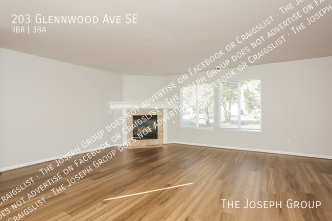 Building Photo - 203 Glennwood Ave SE