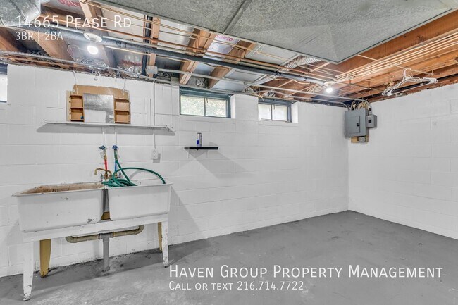 Building Photo - 14665 Pease Rd