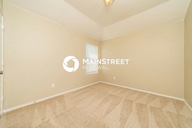 Building Photo - 3 Bedroom Pet-Friendly Home in Arlington, TX with Main Street Renewal