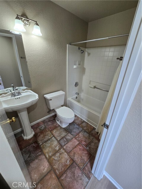 Building Photo - 101 Night Heron Ln