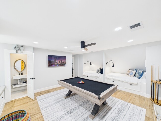 Building Photo - 5430 Havenwoods Dr