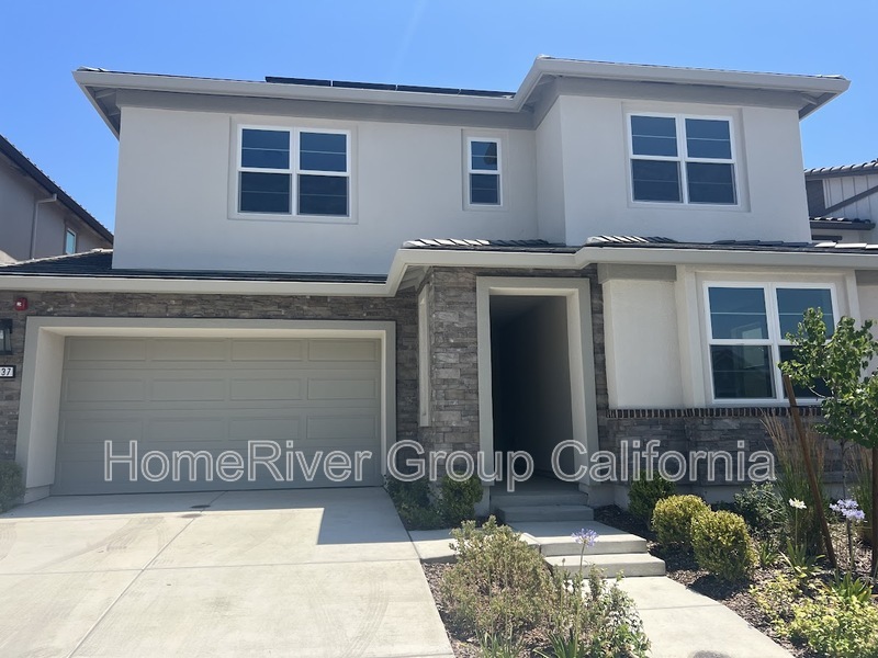 Building Photo - 4037 Monterey Grv