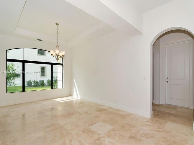 Building Photo - 10400 S Barnsley Dr