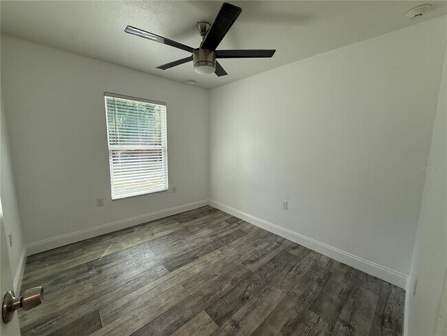 Building Photo - 960 NW 56th Ave