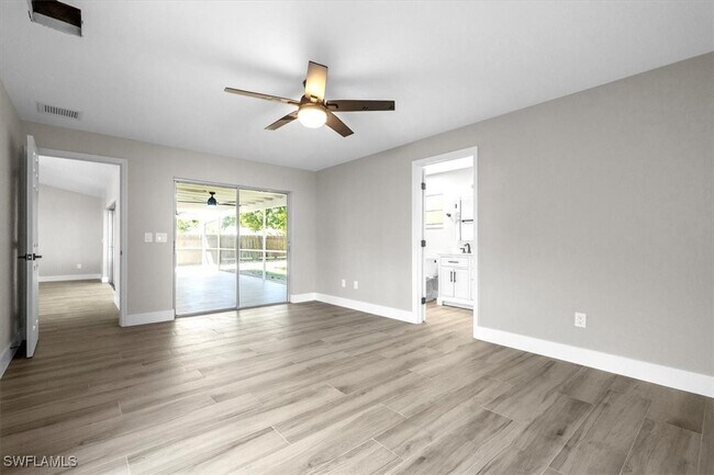 Building Photo - 27630 Wisconsin St