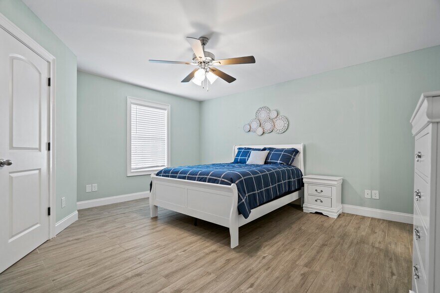 Building Photo - 1184 Waxwing Dr