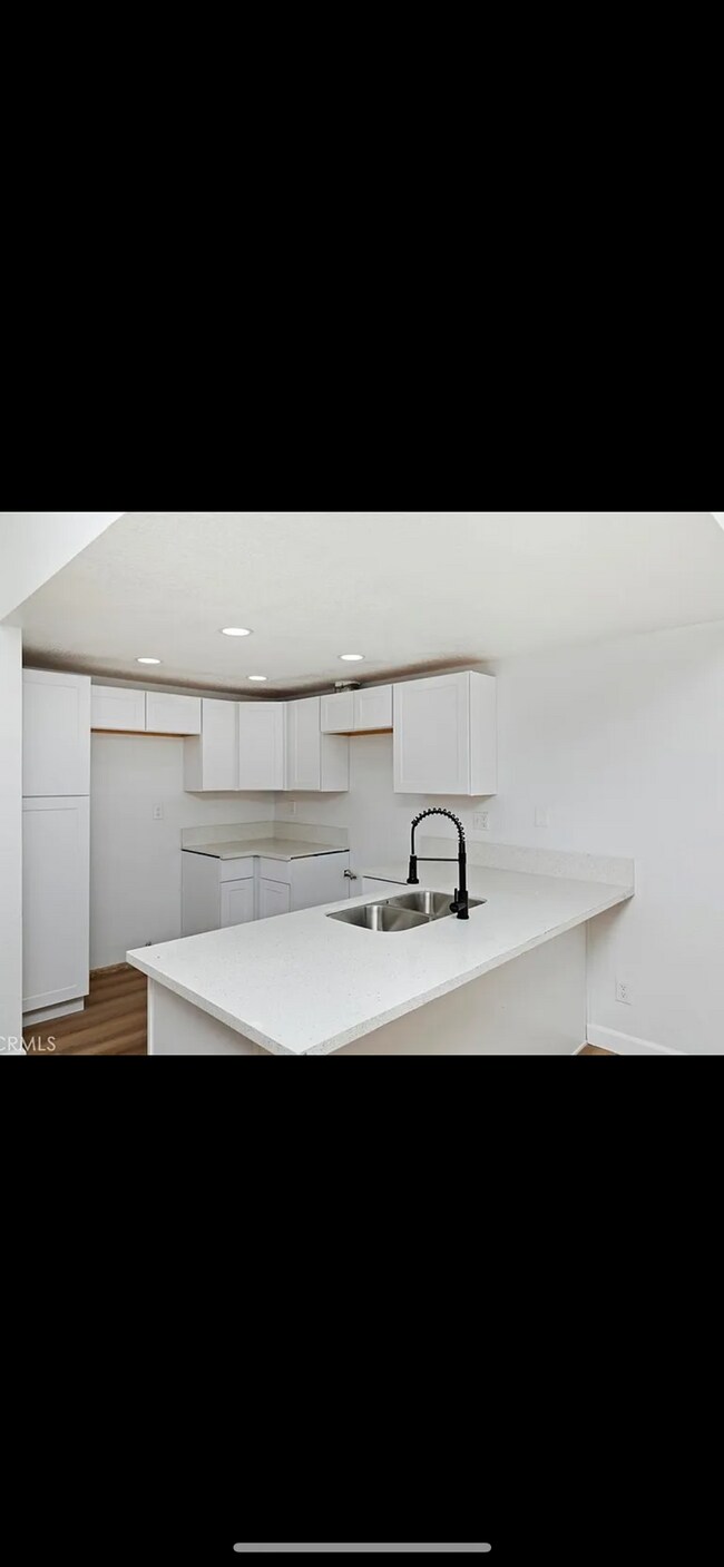 Building Photo - 11692 Hummingbird Pl