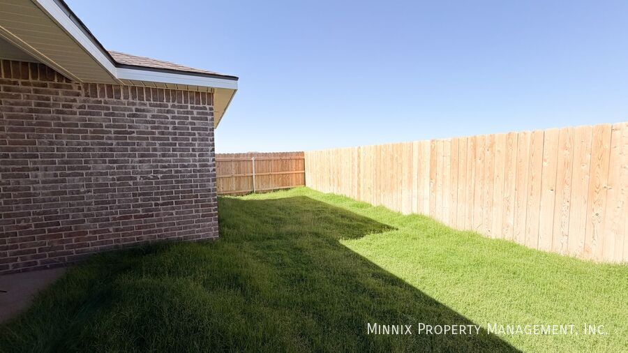 Building Photo - 2304 Corpus Ave