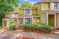 Building Photo - COMING SOON! Cozy 2bd/2ba Townhome Nest in Watersedge