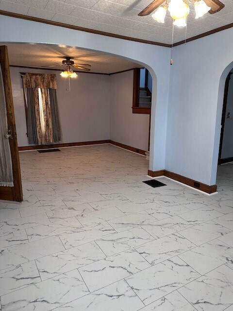 Building Photo - 40 Howard Ave