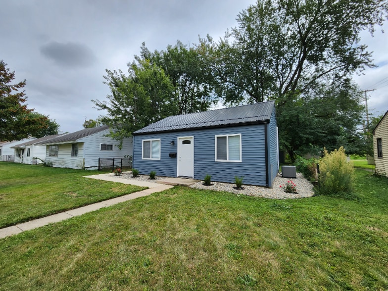 Building Photo - 424 Nussbaum Ave