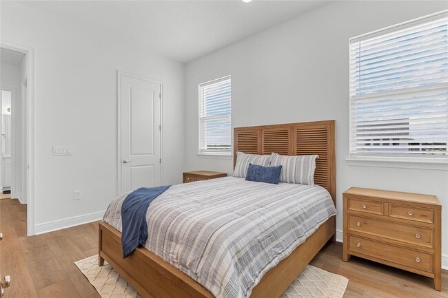 Building Photo - 9687 MacBride Dr