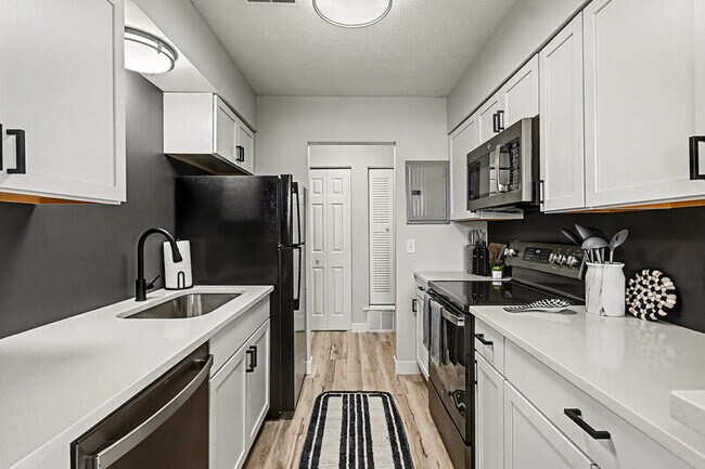 Building Photo - 11724 Arbor St