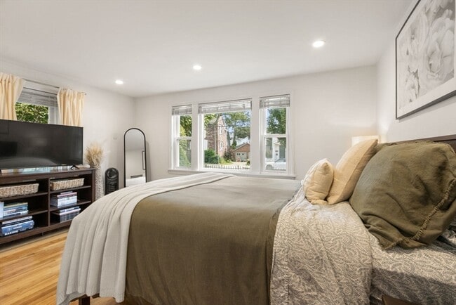 Building Photo - 177 Faneuil St