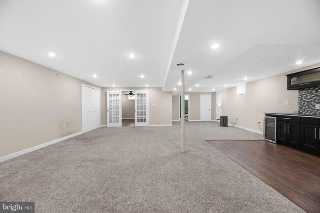 Building Photo - 6505 Panorama Dr