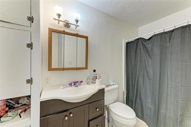 Building Photo - 1701 13th St W