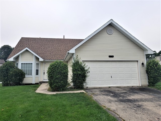 Building Photo - 3818 Hennepin Dr
