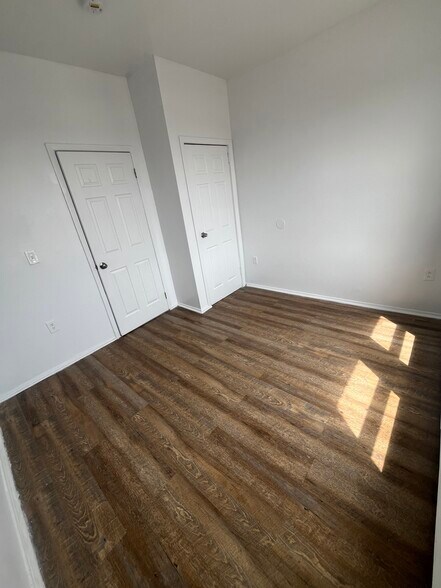 Building Photo - 29 Elmwood Ter