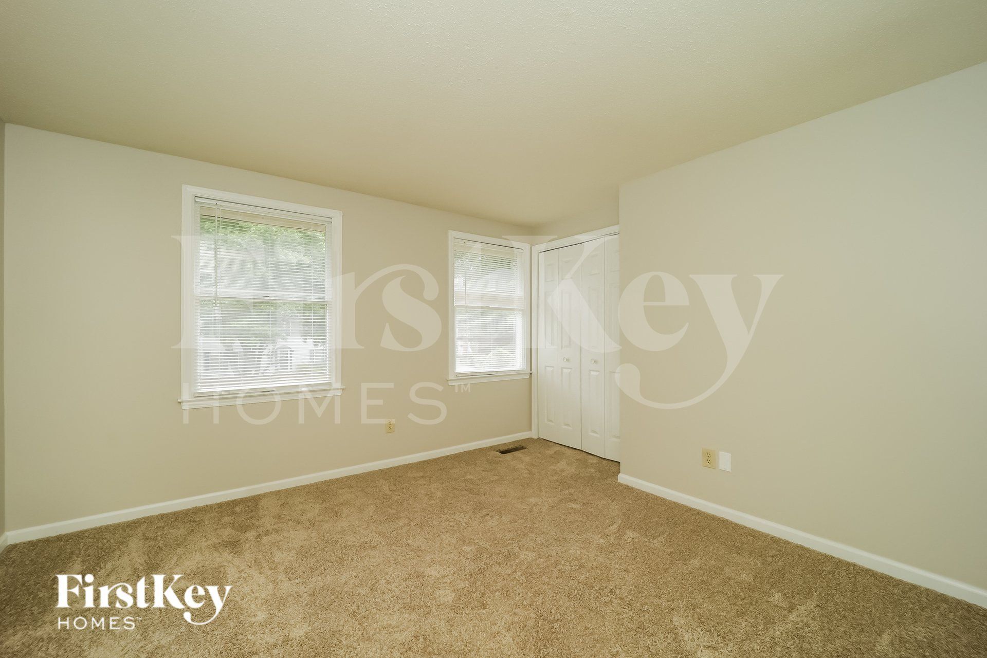 Building Photo - 1303 Wakefield Pl