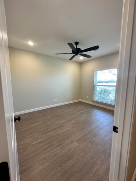 Building Photo - 1308 Milltown Rd