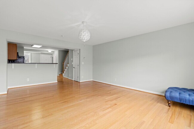 Building Photo - 1473 N Van Dorn St