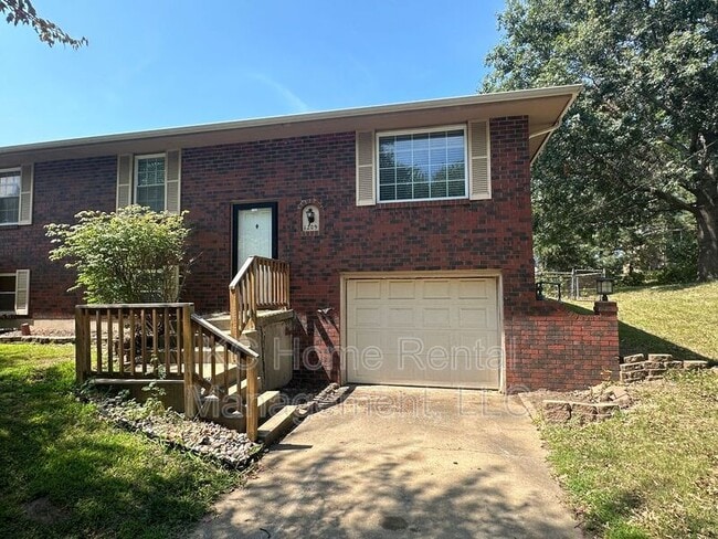 Primary Photo - 1209 SW Westminister Rd