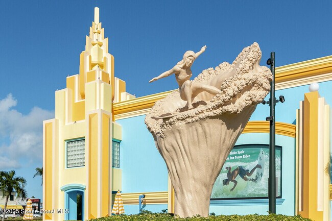 Building Photo - 4800 Ocean Beach Blvd