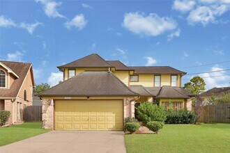 Building Photo - 13523 Pasa Robles Ln
