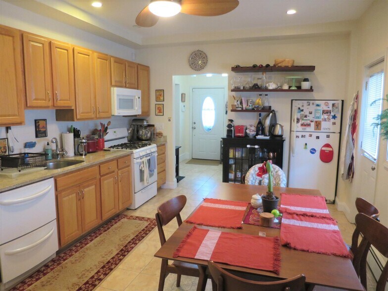 Building Photo - 7 Wareham St