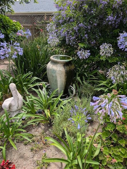 Building Photo - 201 N Rios Ave