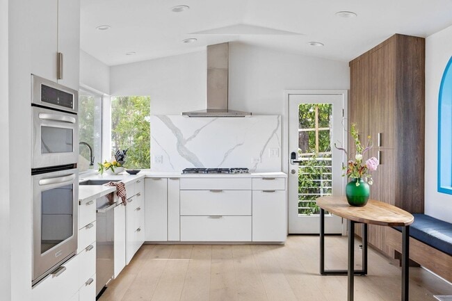 Building Photo - 17440 Revello Dr