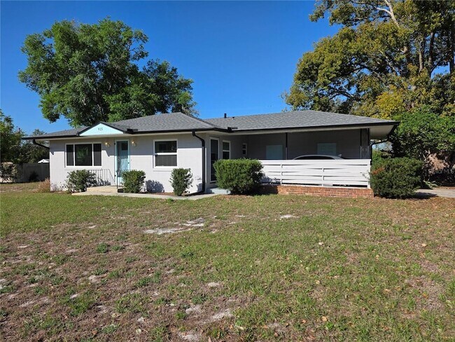 Building Photo - 915 Norman Dr