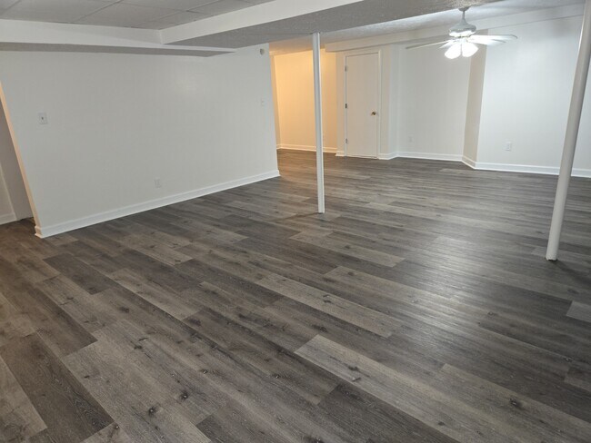 Building Photo - 3802 Gnarl Tree Ln