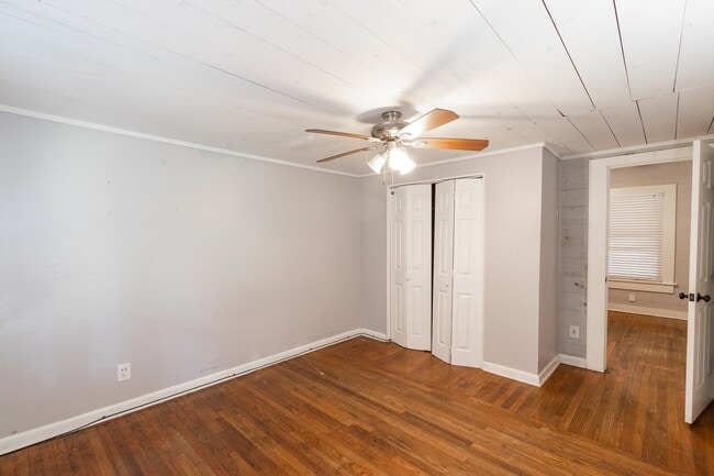 Building Photo - 104 S Beauregard St