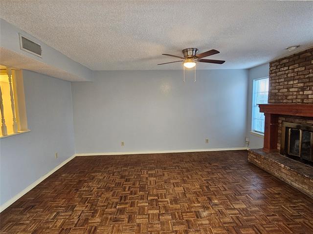 Building Photo - 701 Towne House Ln