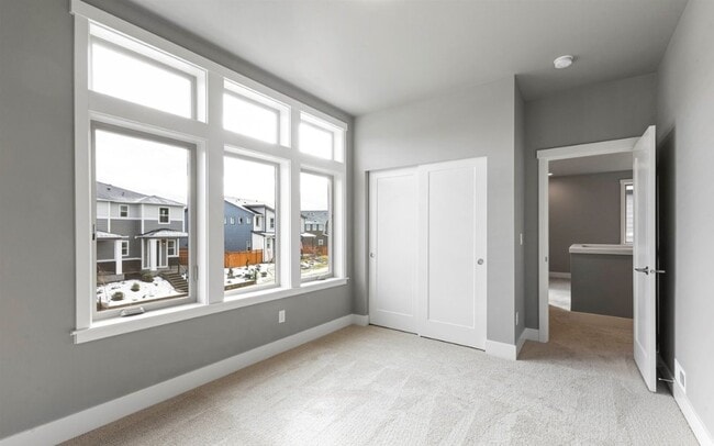 Building Photo - 15410 207th Ave E