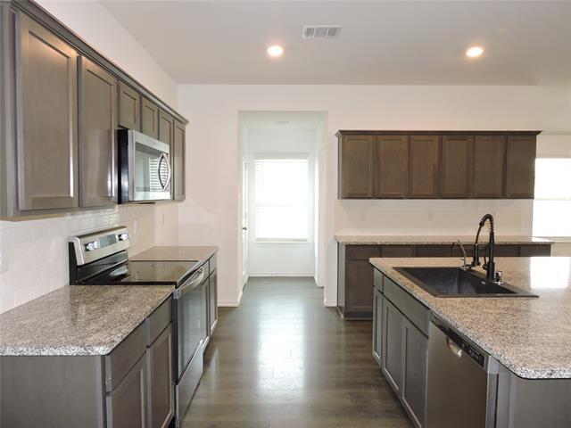 Building Photo - 1307 Community Way