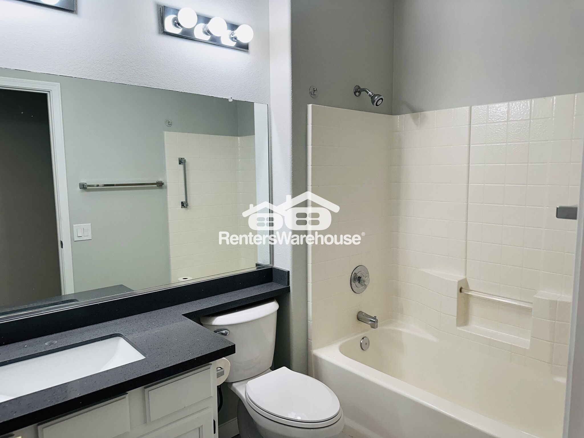 Building Photo - 14107 W Wagon Wheel Dr