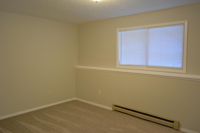 Building Photo - Nora Duplex*