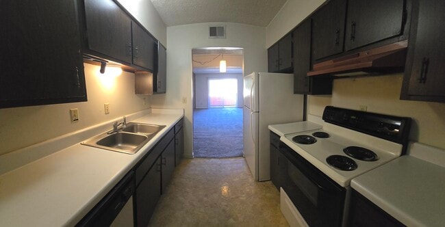 Building Photo - 209 W Miracle Strip Pkwy