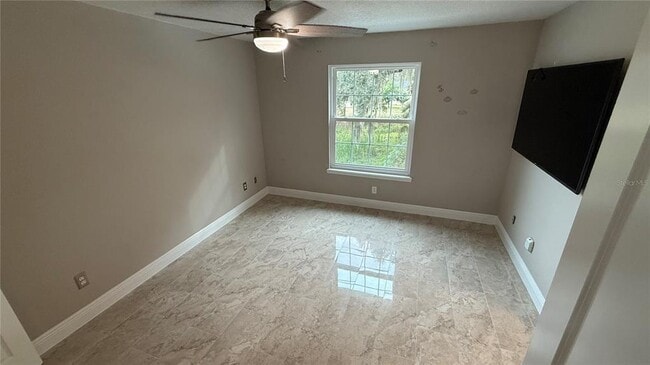 Building Photo - 9608 River Walk Ct