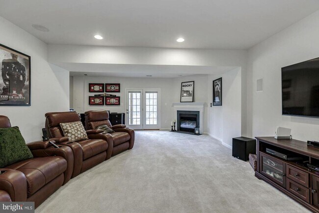 Building Photo - 22941 Chinkapin Oak Terrace