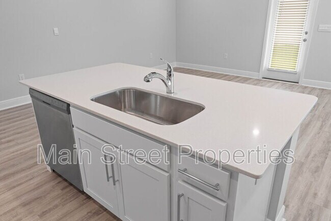 Building Photo - 7104 Cedar Grv Wy